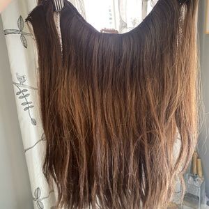 Real hair, 2 ombré rows, golden brown highlights, worn once, clip in